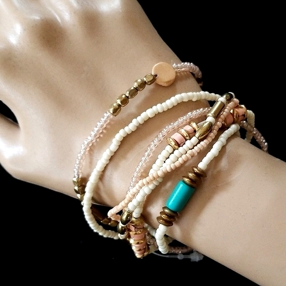 Vintage Boho Turquoise Coral Goldtone Beaded Stackable Stretch Bracelet Set - Picture 10 of 16